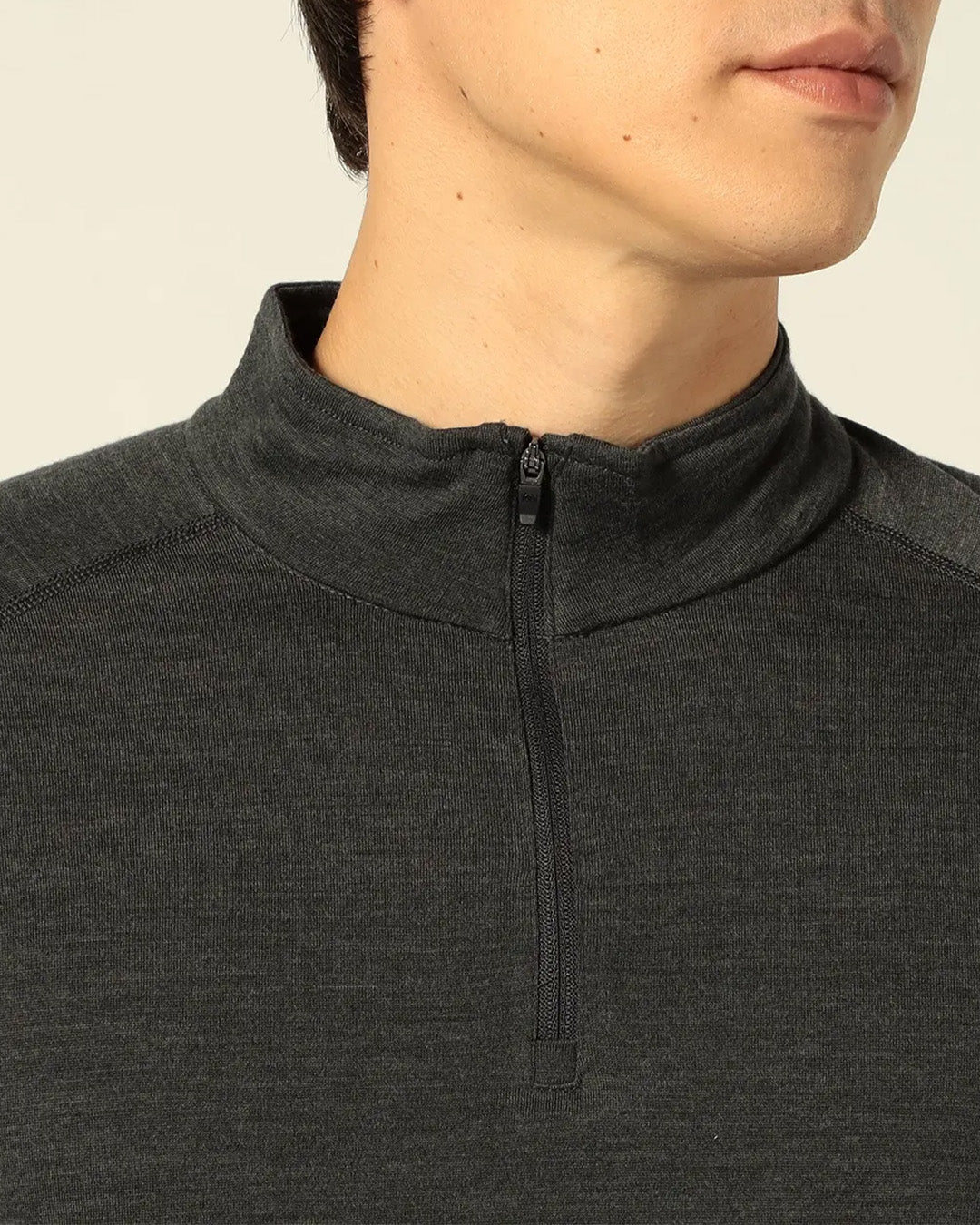 M ベース1/4ジップトップス230 メリノウールのベースレイヤー