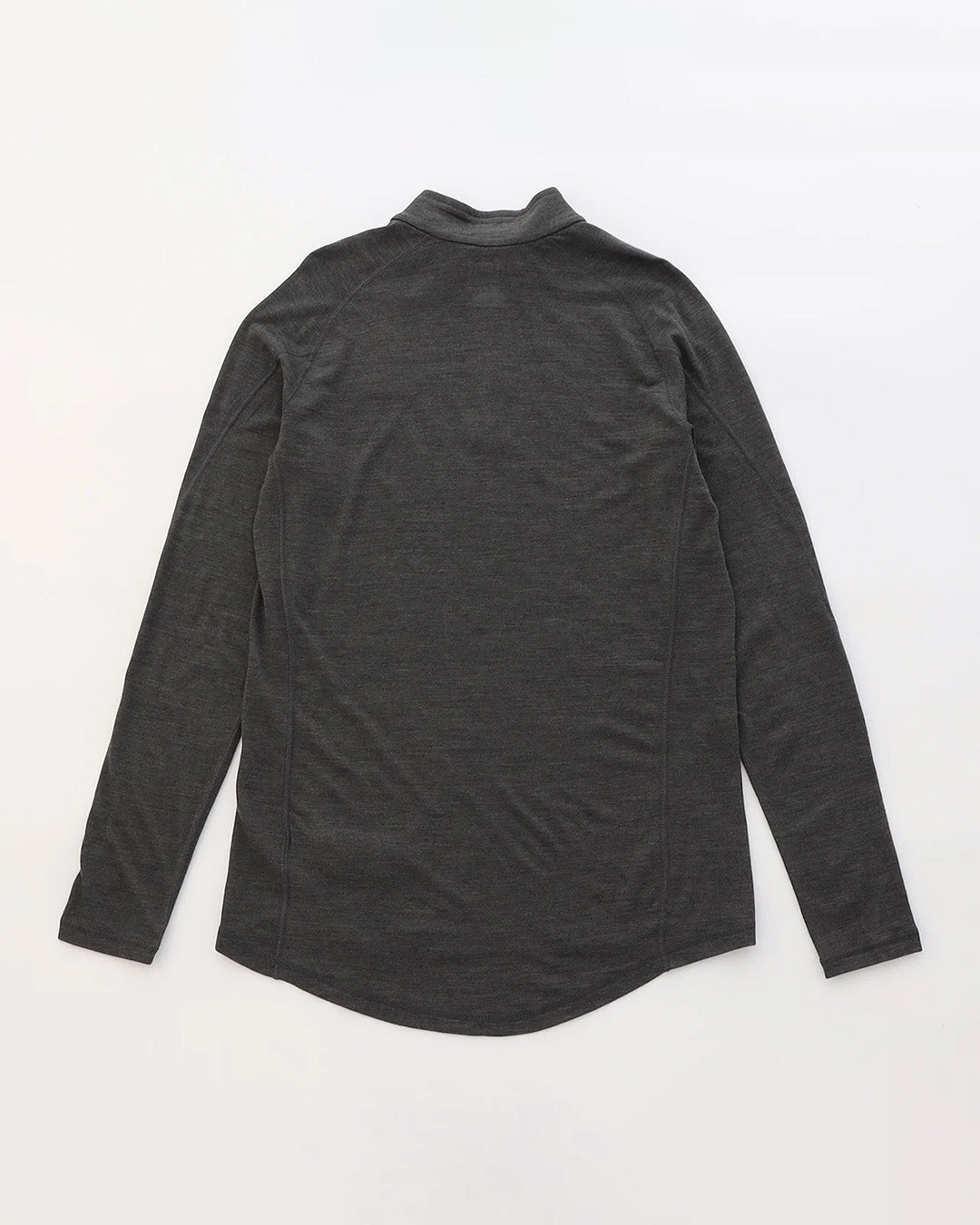 M ベース1/4ジップトップス230 メリノウールのベースレイヤー