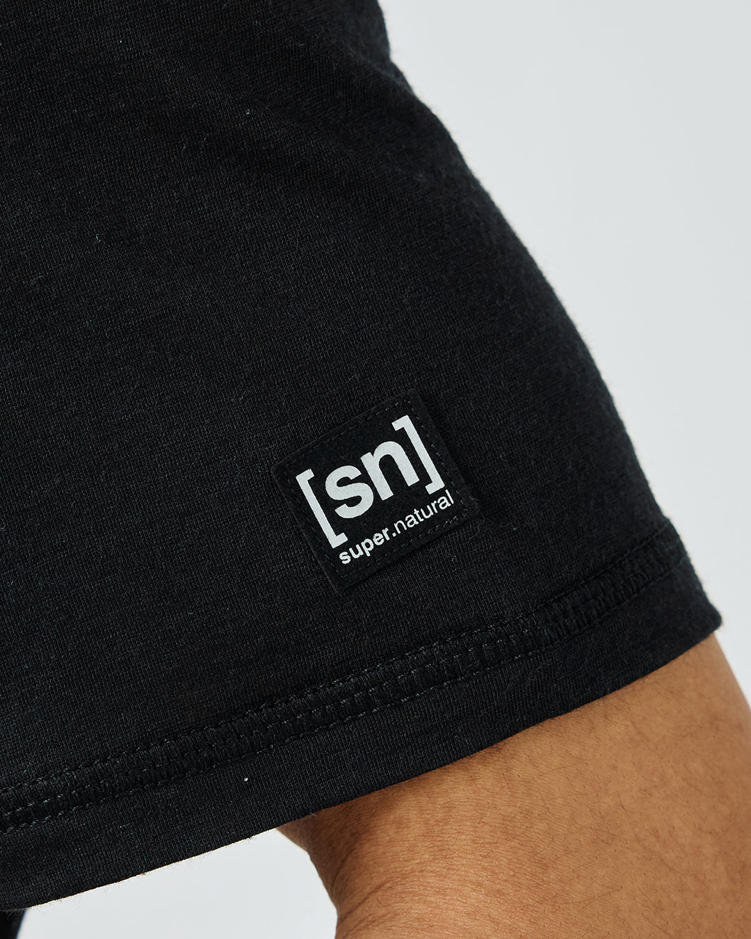 Mシエラ140Tシャツ メリノウールのクルーネック半袖ベースレイヤー