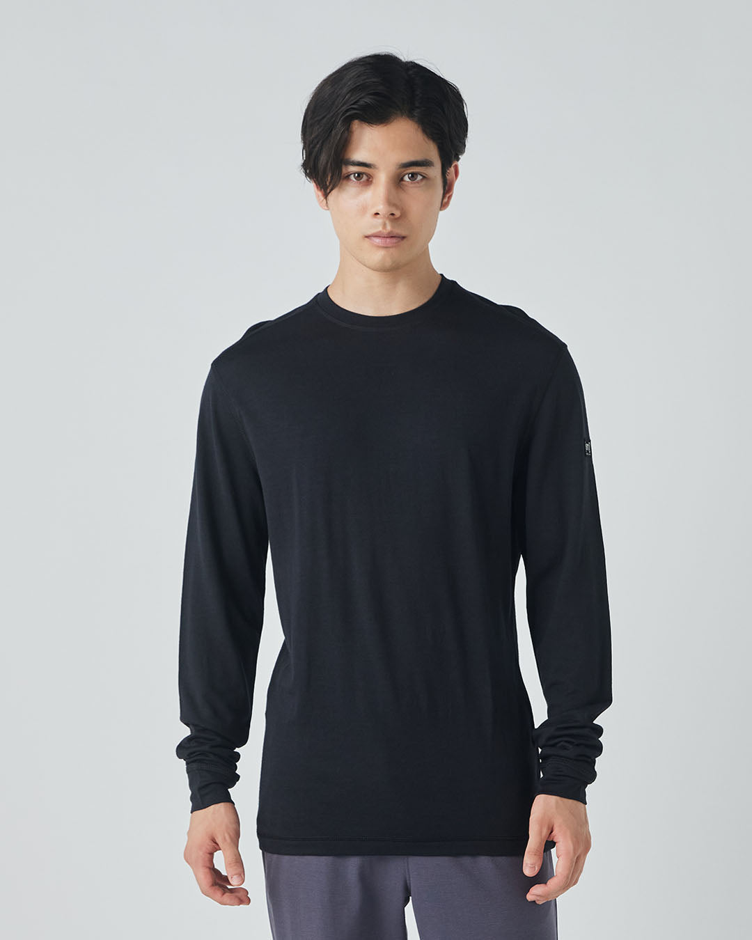 Mアークティク230LS メリノウールのクルーネック長袖ベースレイヤー