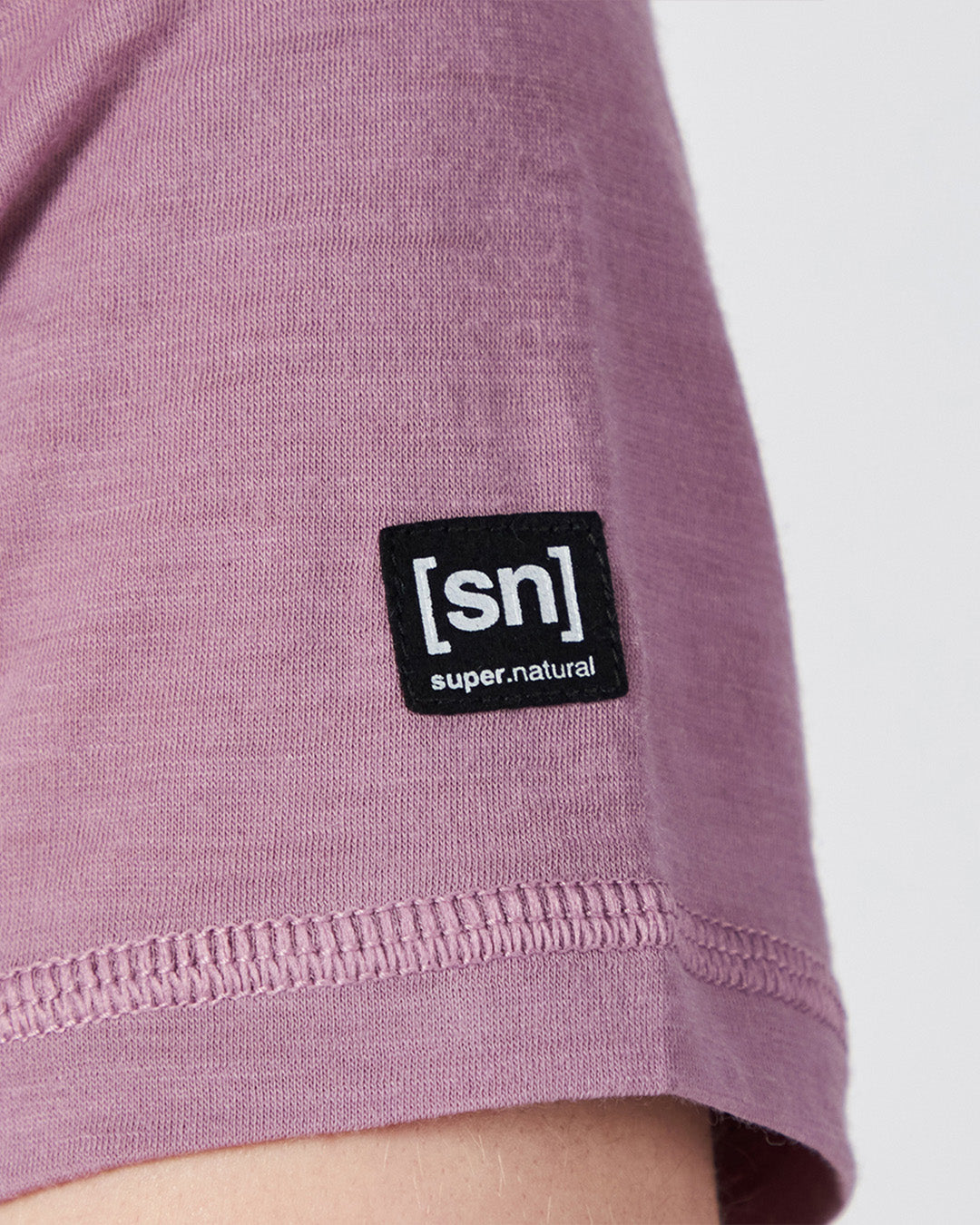 Wシエラ140Tシャツ メリノウールのクルーネック半袖のベースレイヤー