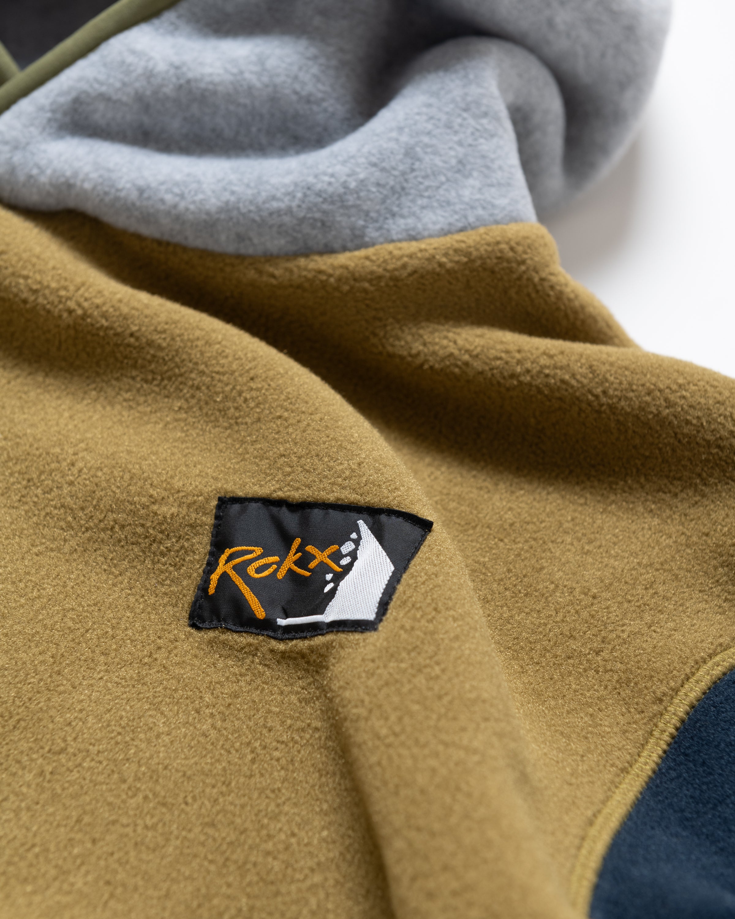 クラシック200プルオーバーパーカー【POLARTEC®CLASSIC 200】【NEW