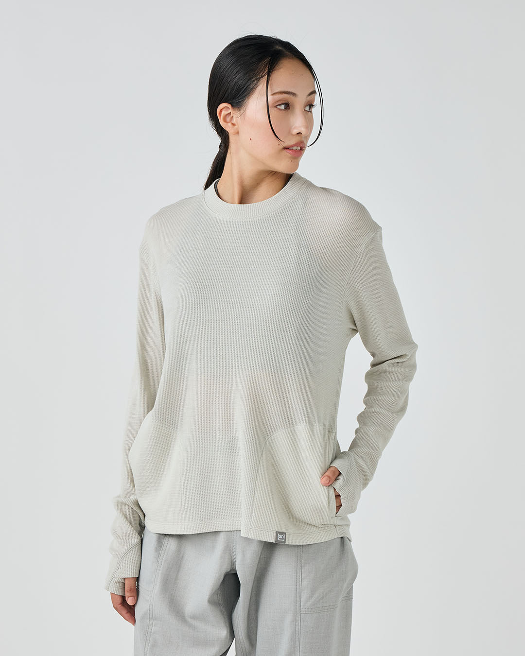 with a white ☆ ロングベール&ショートグローブ セット albino select】 花柄レース×フリル付きショートグローブ | albino