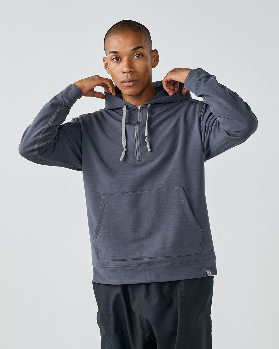 JP 210 ブラッシュド ハーフジップ フーディー(ユニセックス