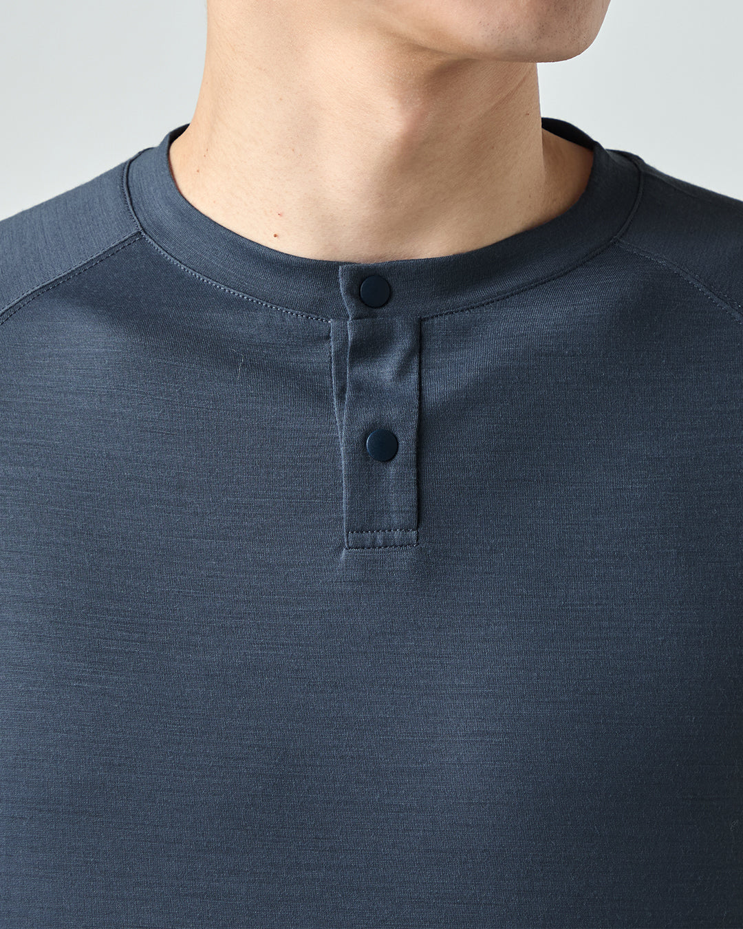 JP 140 スナップ ヘンリーネック ショートスリーブ Tシャツ(ユニ JP 140 スナップ ヘンリーネック ショートスリーブ Tシャツ(ユニ