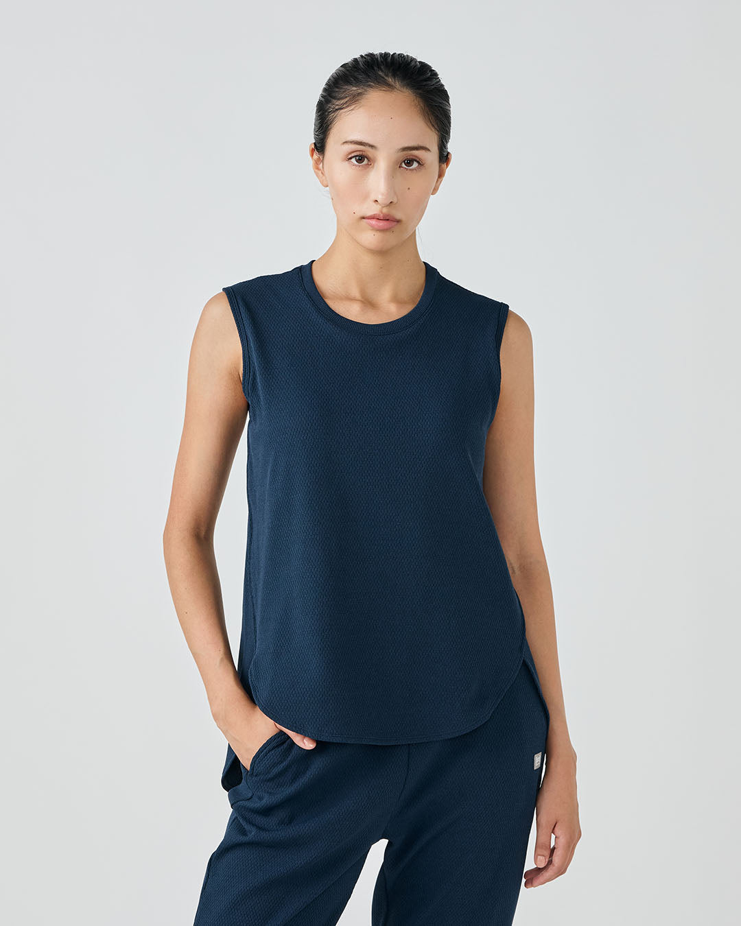 スーパーナチュラル sn super.natural エスエヌ ワッフル ブラトップ タンクトップ レディース ネイビー 紺 スポーツ フィットネス タンクトップ カップ付き SNWJ10237-J114 JP ワッフル ブラトップ タンクトップ – SNJ STORE