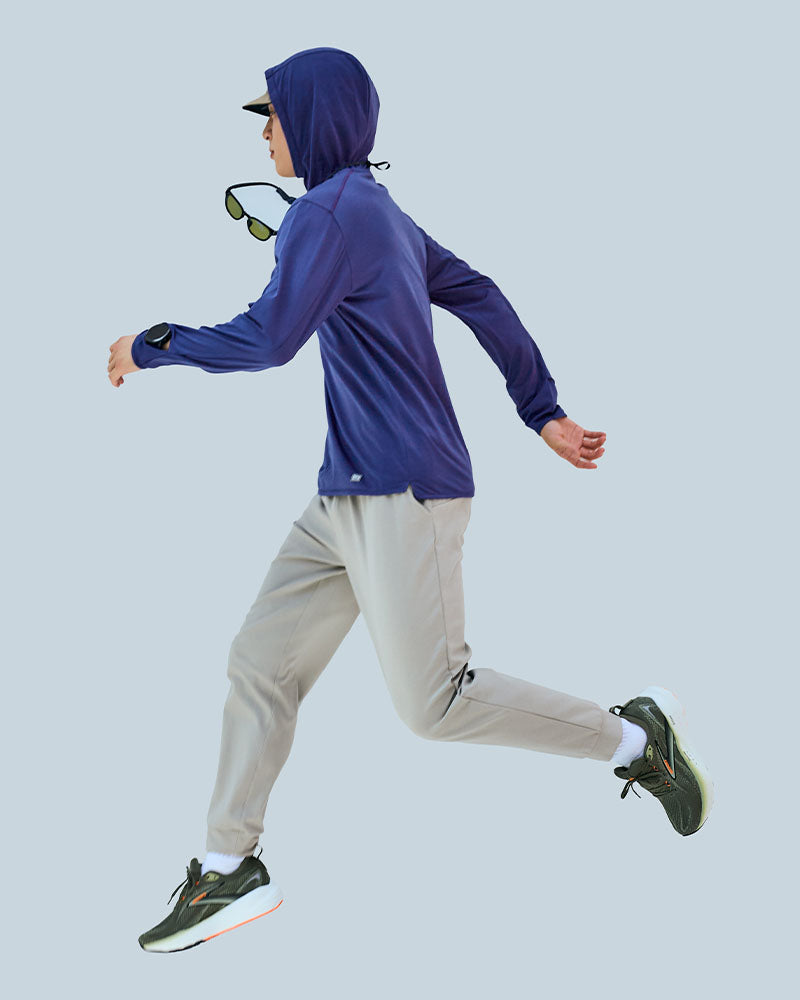 メリノウール ポリエステル 男性 全身 着用 イメージ画像 フーディー ランニング